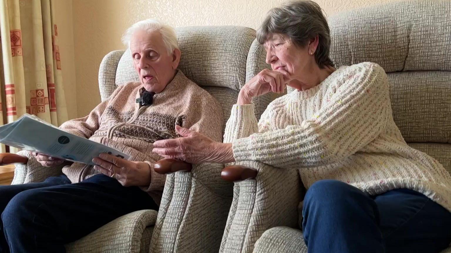HT2. 70 year old man k!lls his own wife after discovering that she was M… see more